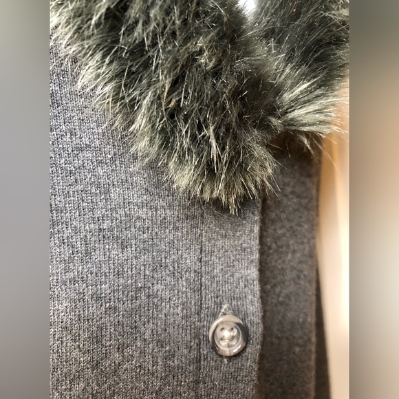 Banana Republic Fur-Trimmed Cardigan - Picture 5 of 6